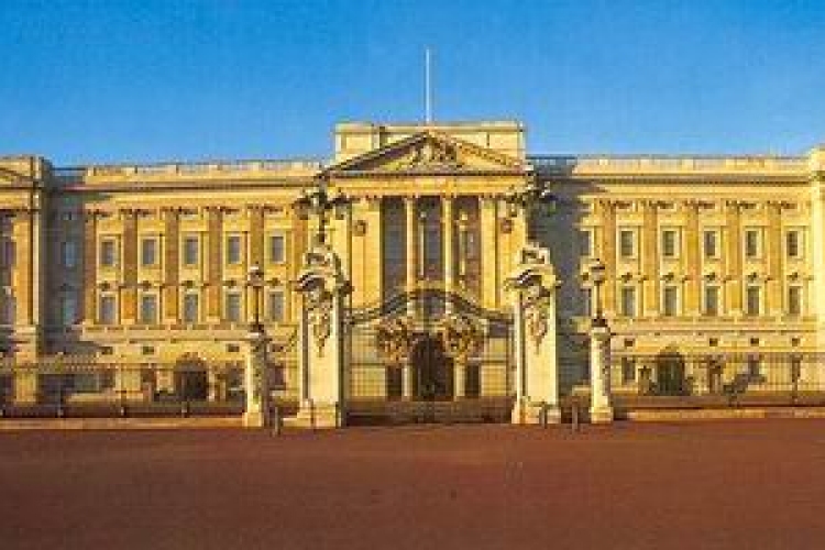 Elmegyógyintézetben vizsgálják a Buckingham-palota betörőjét