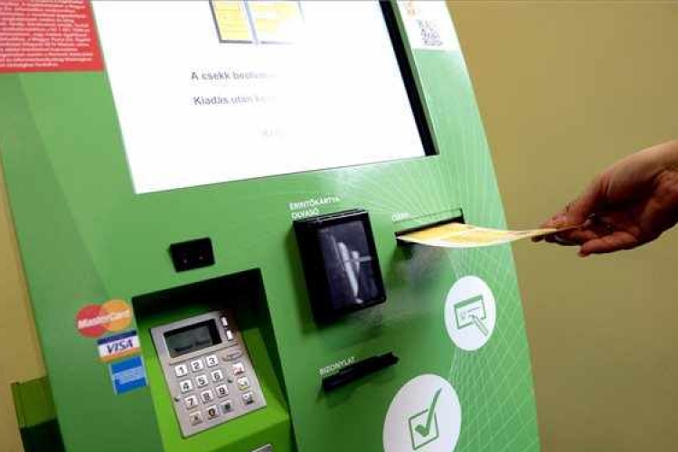 Magyar Posta: minden szolgáltató csekkje befizethető az automatáknál