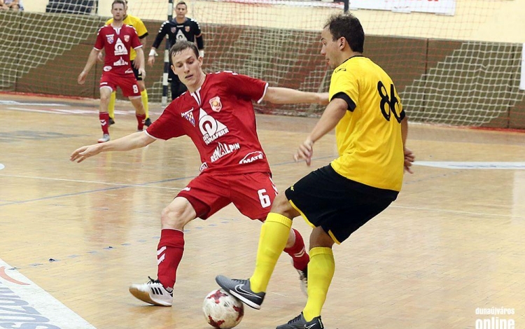 Futsal: rangadó lesz ma este
