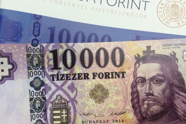 December elsejétől forgalomba kerül az új tízezer forintos bankjegy