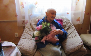 Józsa néni 109 éves, s köszöni, jól van