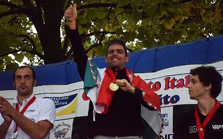 A dunaújvárosi Bodor Péter  a legjobb magyar motorcsónak-versenyző