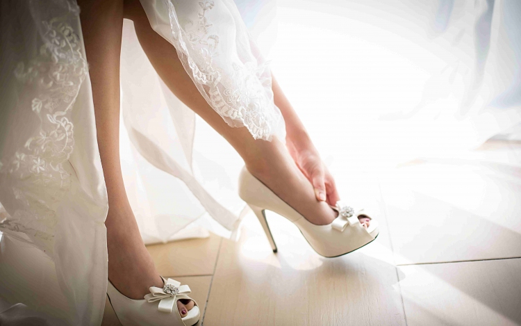 A tökéletes menyasszonyi cipő kiválasztása