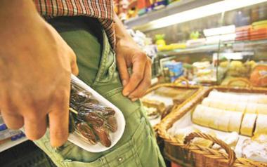 Loptak, de nem messzire futottak