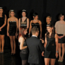 Rosti is szalagot tűzött