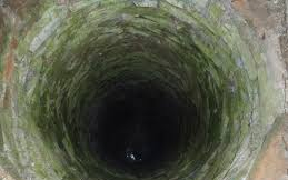 Kútba esett , de kihúzták