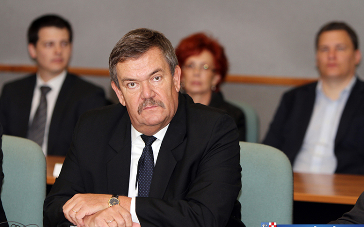 Ne kelljen fizetni a hídért!