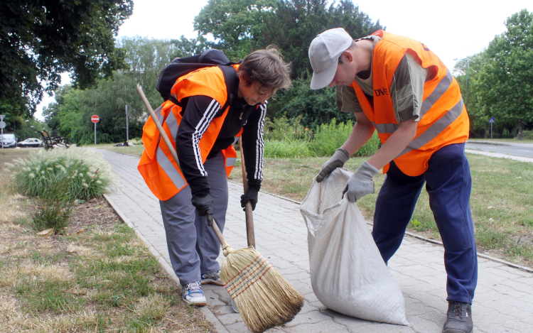 Dícséret a közmunkásoknak, szép a város!