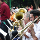 Mazsorettek és fúvós zene