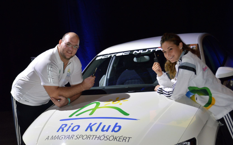 Dunaújváros is a  SPORT HŐSÖKÉRT