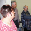 Együtt 2014 kampány-körút  a bejáratnál Gombossal