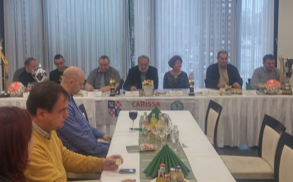 Carissa Kupa a jótékonyság jegyében