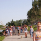 Motorcsónak két napon keresztül