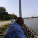 Motorcsónak két napon keresztül