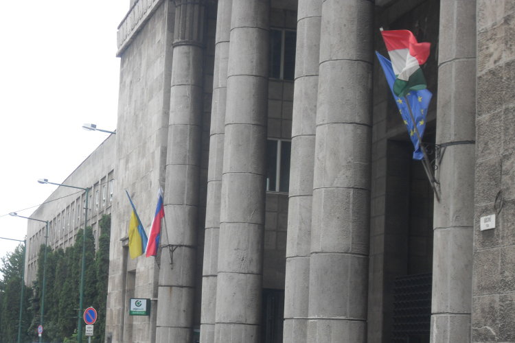 A múltat végképp eltörölni (2004)