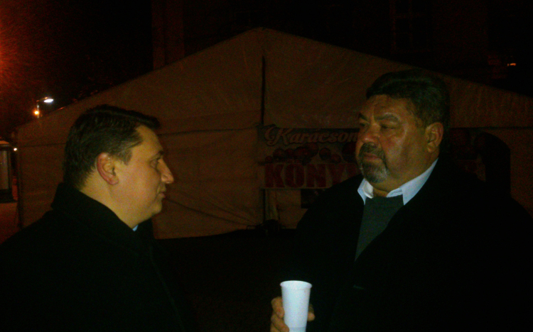 Jótékonysági tea és forralt bor 