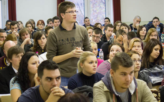 Tudományos Diákok a Dunaújvárosi Főiskolán