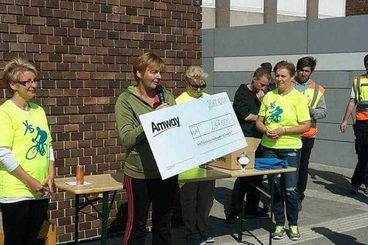 Beteg gyerekekért sétáltak