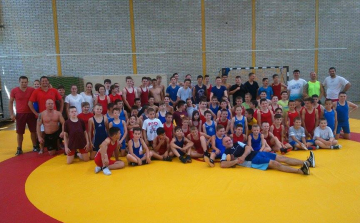 Birkózó edzőtábor