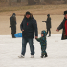 Korcsolyázás a szabadstrandnál