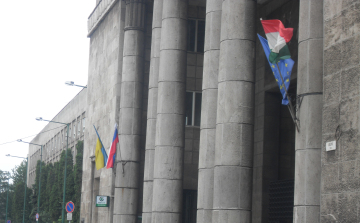 A múltat végképp eltörölni (2004)