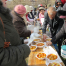 Húsvéti ételosztás