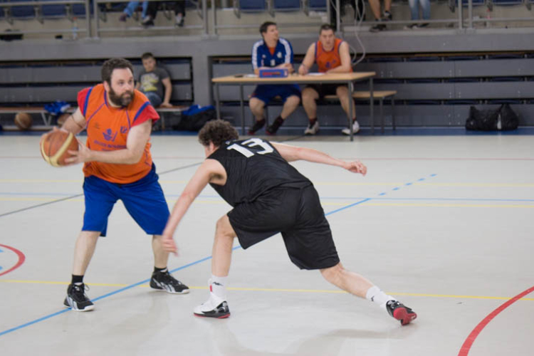 Hihetetlen izgalmak a kosárpályán