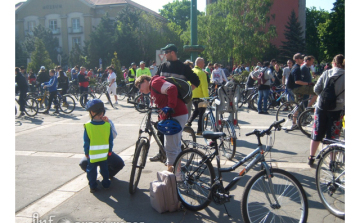 Kosárlabda és Bringatúra - Köszöntenék a nyarat!