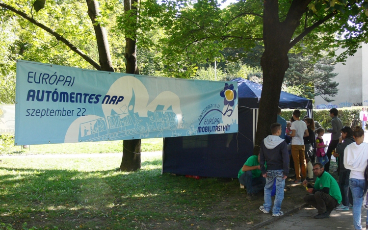 Autómentesen- képekkel