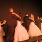 Rosti is szalagot tűzött