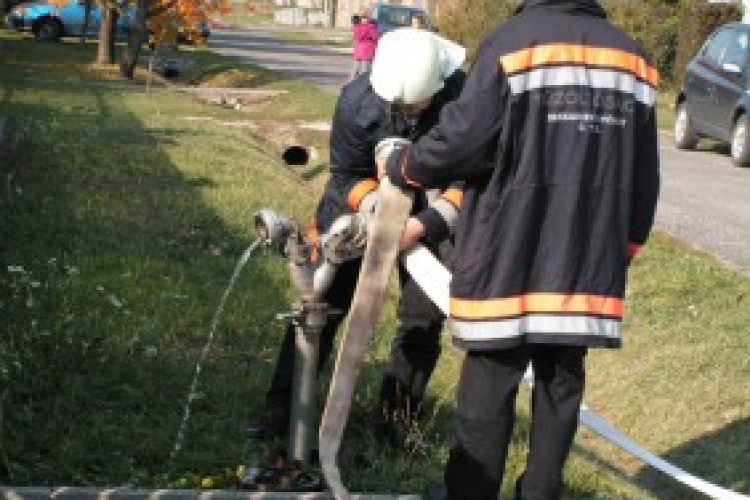 Tűzoltó alaptanfolyam Fejér megyében – DSTV videóval