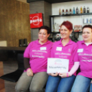 Séta a mellrák ellen nőnapon