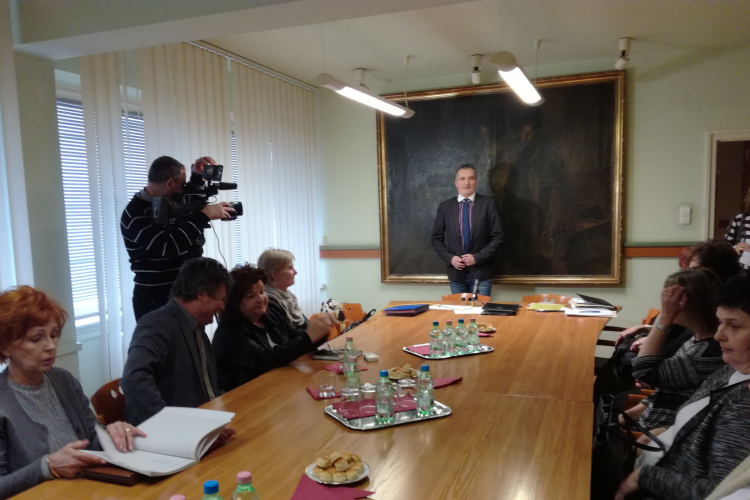 Igazgatókat és a vezetőedzőt is fogadta a polgármester