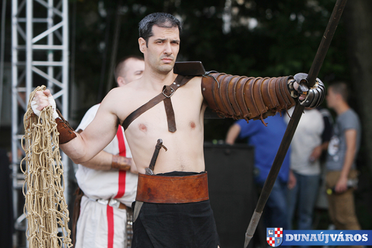 Egy nap Intercisában