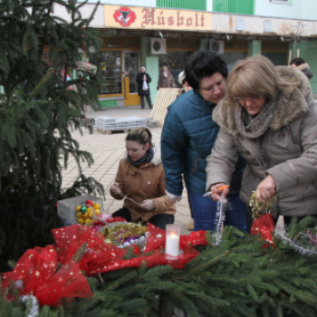 Folytatódik az advent a Rómain