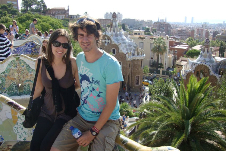 Talpon maradt Indonéziában és a tévében is