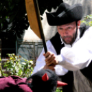 Nyári Topogás és Vásári Komédiák az MMK-ban Ábelesz kóbelesz, Szélrózsa Társulat előadása