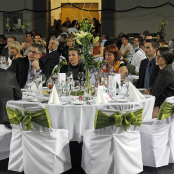 Jótékonysági bál a CT-ért