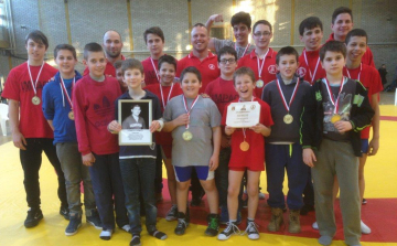 Ezzel is sikeresen megbírkóztak bírkózóink