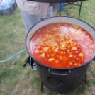 Húsvéti ételosztás