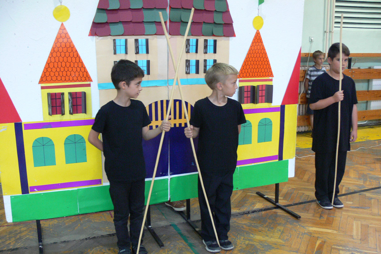 Elsős avatás a Vasvári Pál Általános iskolában