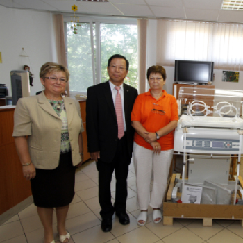 Gyermekosztály inkubátor