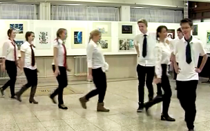 Hét nyelven versenyeztek a diákok - DSTV videóval