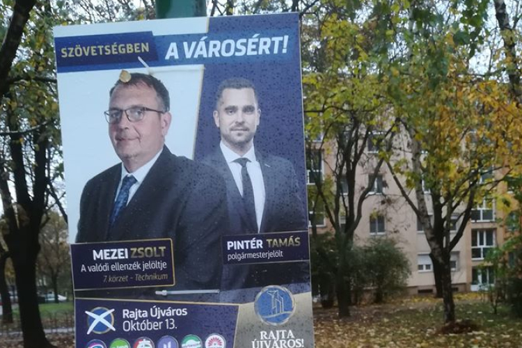 Itt a plakát, hol a plakát?