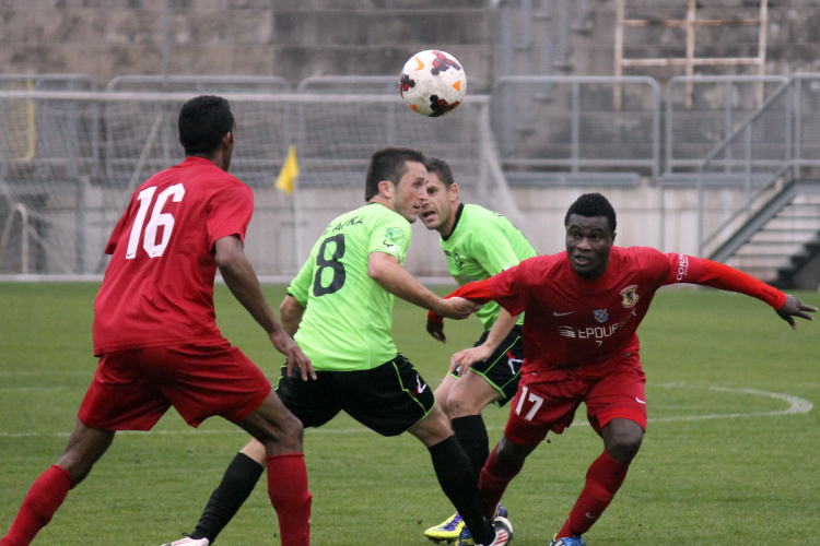 Csatárposzton erősítenek