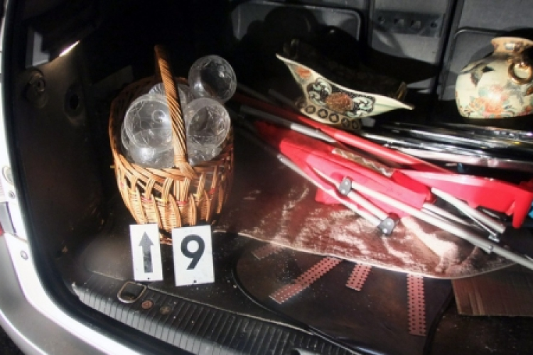 Idős férfit fosztottak ki