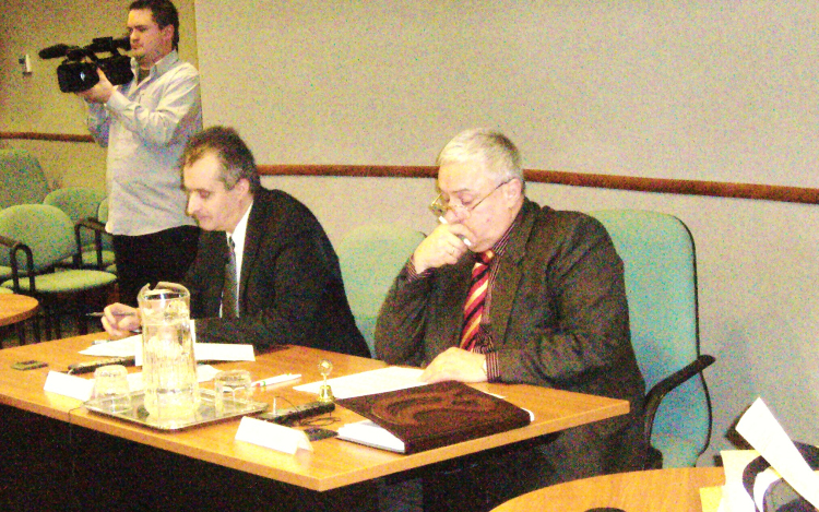 Előrehozott ötperces rendkívül közgyűlés