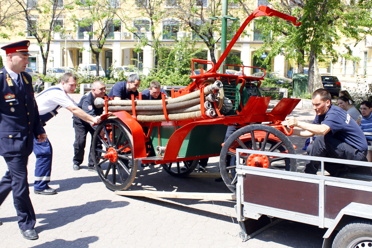 Szívvel-lélekkel a védelmünkben