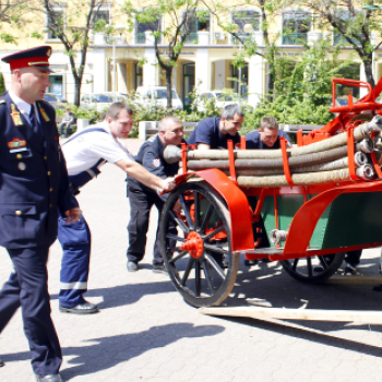 Szívvel-lélekkel a védelmünkben