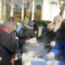 Húsvéti ételosztás